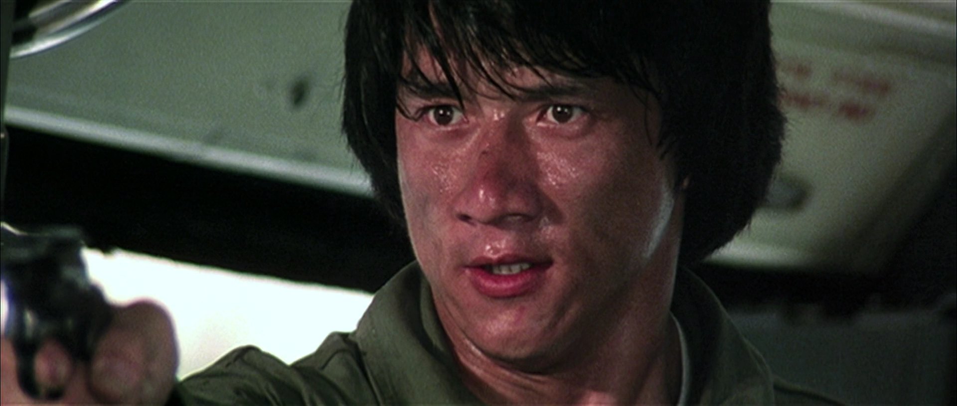 джеки чан полицейская история. 1985 полицейская история погоня. джеки чан старый. полицейская история 1 мэй. полицейская история перевод.